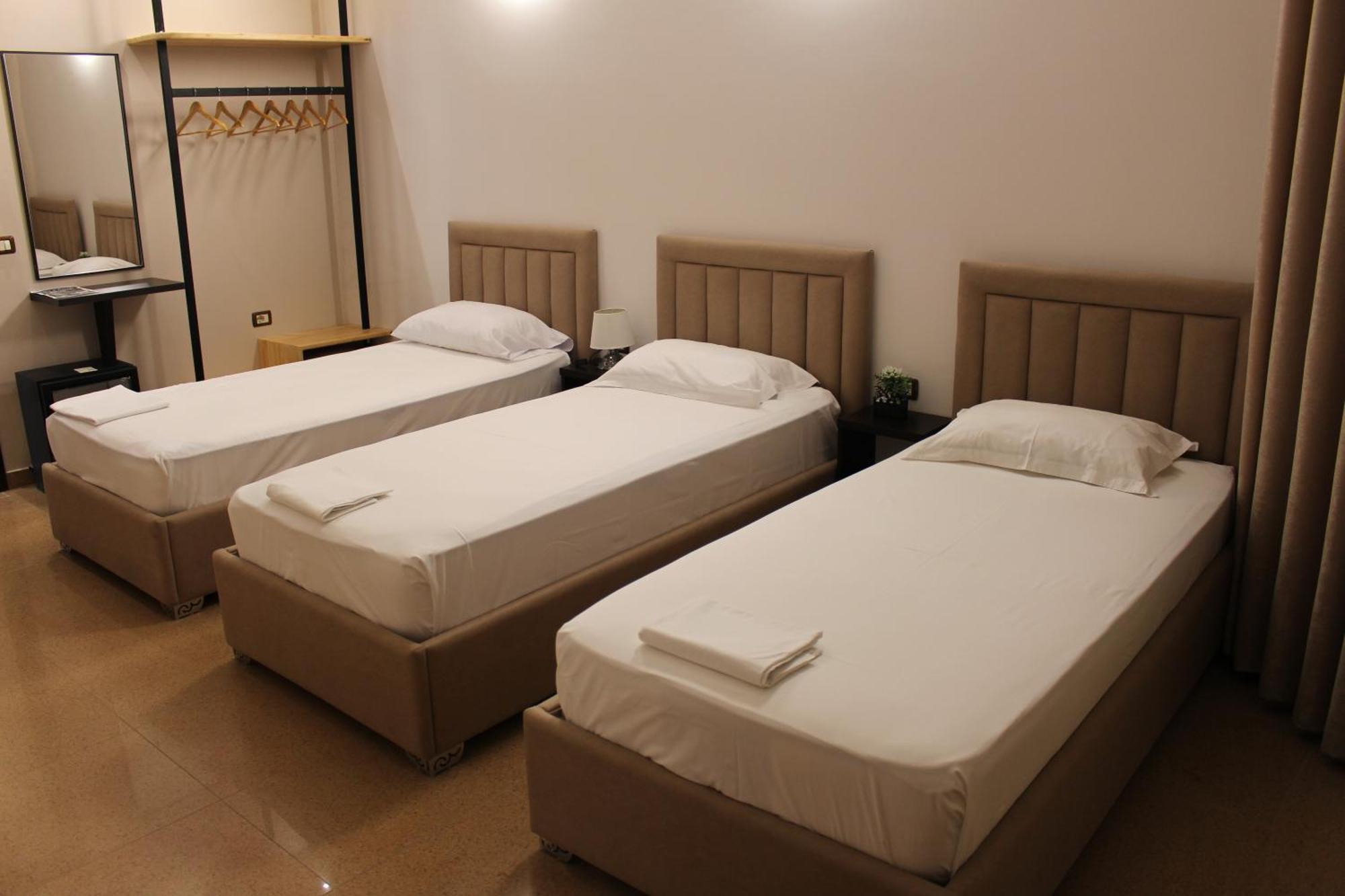 Guest house Maledhi